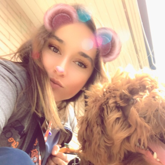 Meet your Posher, Lizzie - Picture 1 of 1